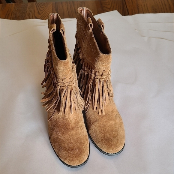 Sbicca Brown Sound Suede Leather Moccasin Boots with Fringe & Block Heel - Picture 6 of 8